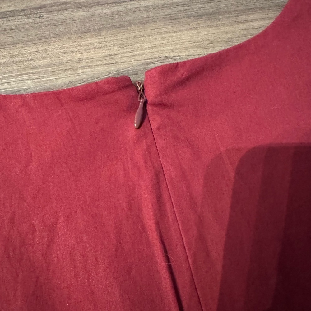 J. Crew Burgundy Red Jeweled Neckline Short Sleeve Blouse Top - Size 4 - Picture 5 of 6